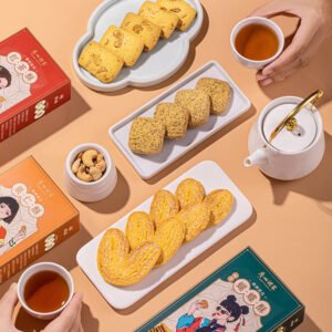 Guangzhou Restaurant OEM Pineapple Flavor Crispy Butterfly Shape Shortbread Palmier Cookies Assorted Biscuits Box